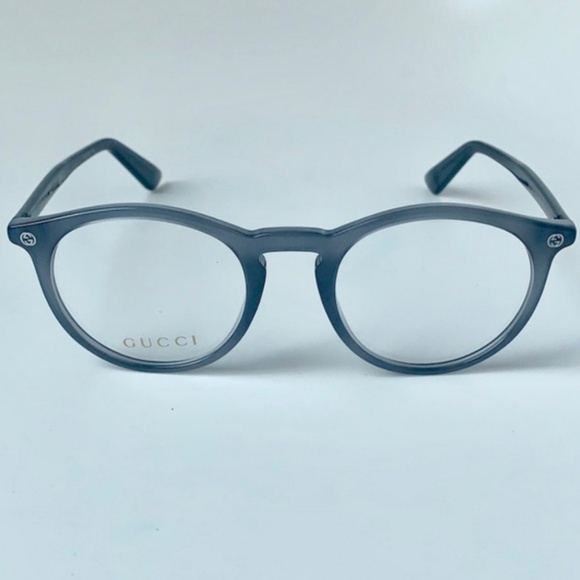 Gucci Accessories - GUCCI dark gray wayfarer sunglasses